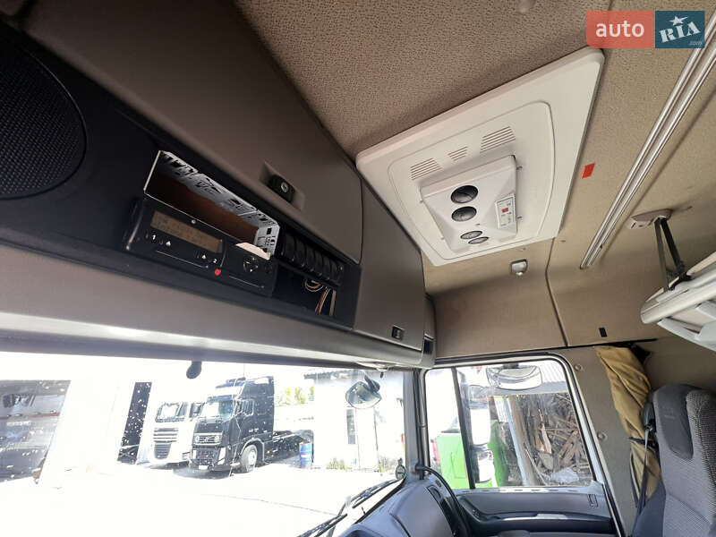 Тягач DAF XF 105 2012 в Тячеве