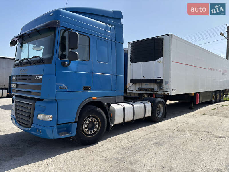 Тягач DAF XF 105 2010 в Обухові