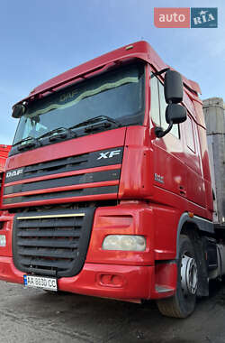 Тягач DAF XF 105 2012 в 