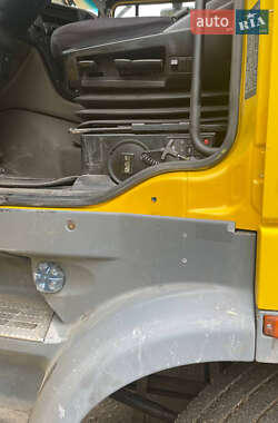 Тягач DAF XF 105 2008 в 