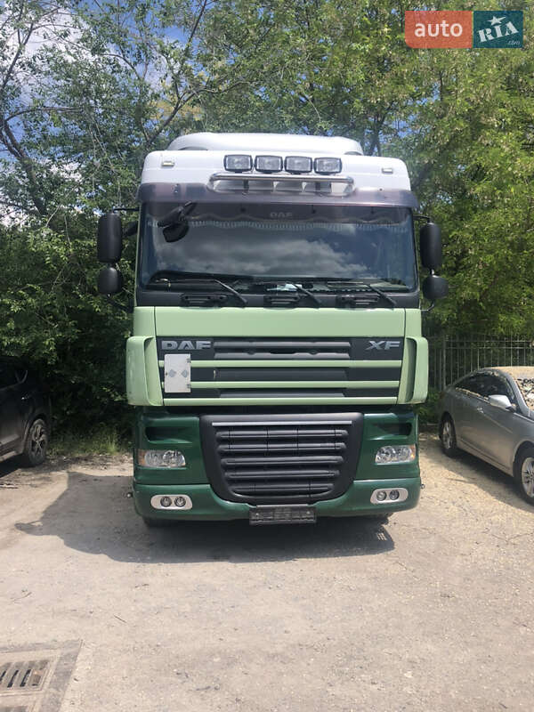 Тягач DAF XF 105 2010 в Кременчуге