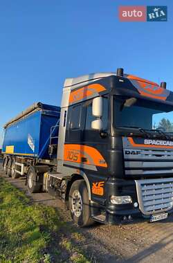 Зерновоз DAF XF 105 2012 в 