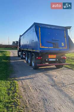 Зерновоз DAF XF 105 2012 в 