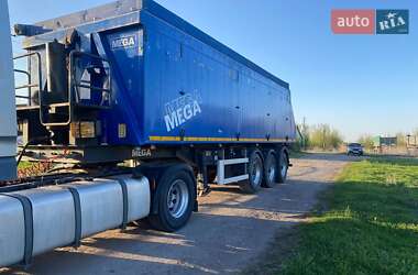 Зерновоз DAF XF 105 2012 в 