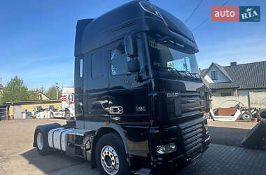 Тягач DAF XF 105 2010 в Дубні
