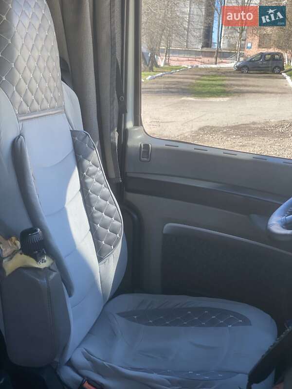 Тягач DAF XF 105 2007 в Ровно