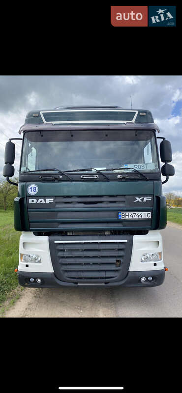 Тягач DAF XF 105 2006 в Одессе
