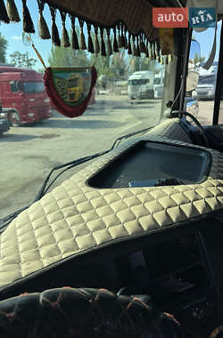 Тягач DAF XF 105 2013 в 
