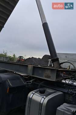 Самосвал DAF XF 105 2009 в 