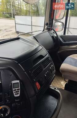 Тягач DAF XF 105 2011 в 