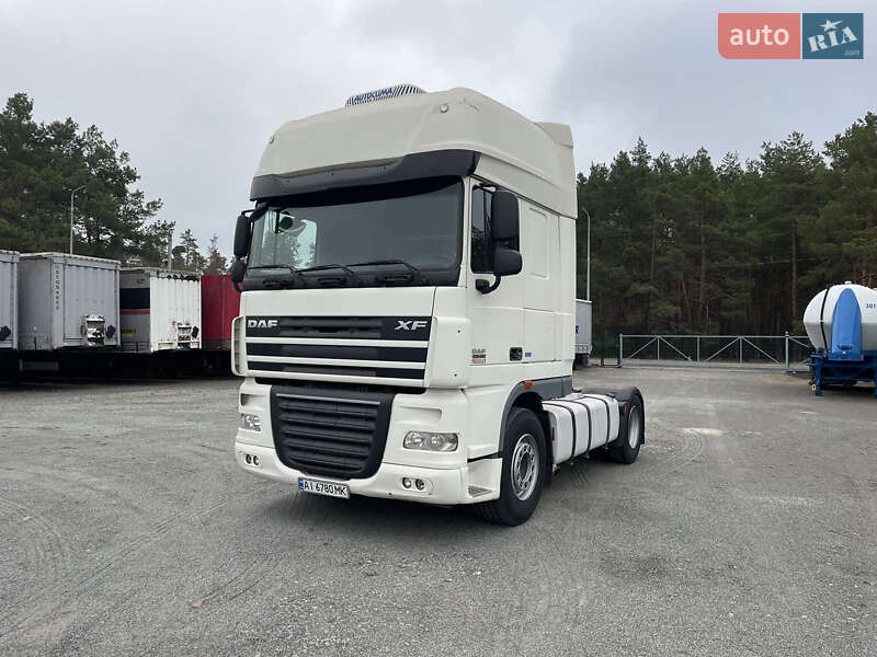 Тягач DAF XF 105 2013 в 