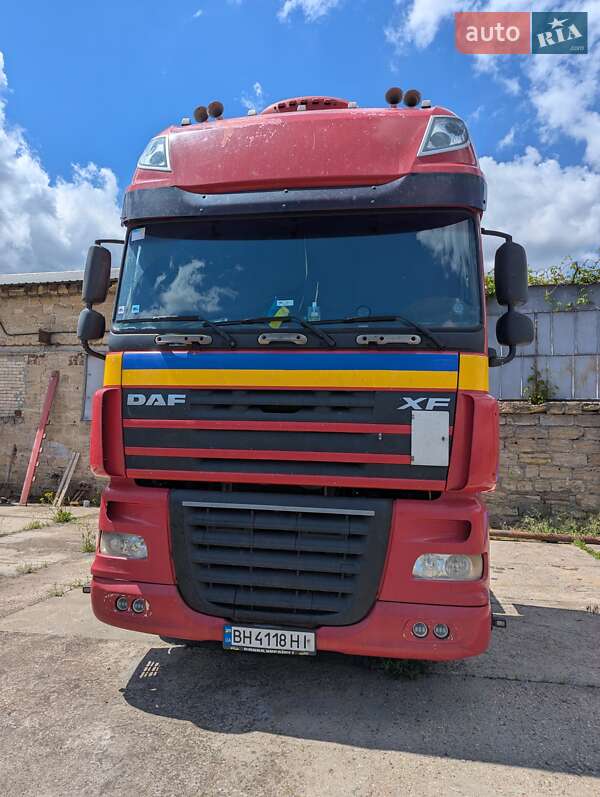 Тягач DAF XF 105 2008 в Одессе
