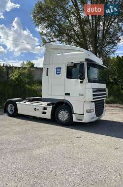Тягач DAF XF 105 2010 в 