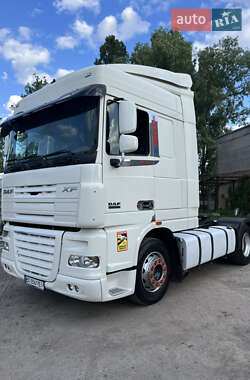 Тягач DAF XF 105 2011 в 