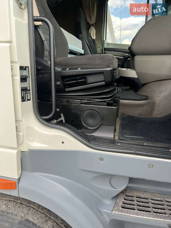Бензовоз DAF XF 105 2012 в Белой Церкви