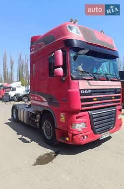 Тягач DAF XF 105 2010 в 