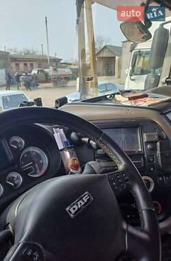Тягач DAF XF 105 2009 в 
