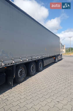 Тягач DAF XF 105 2011 в 