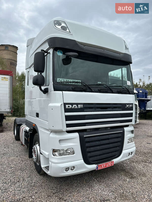 Тягач DAF XF 105 2013 в Ровно