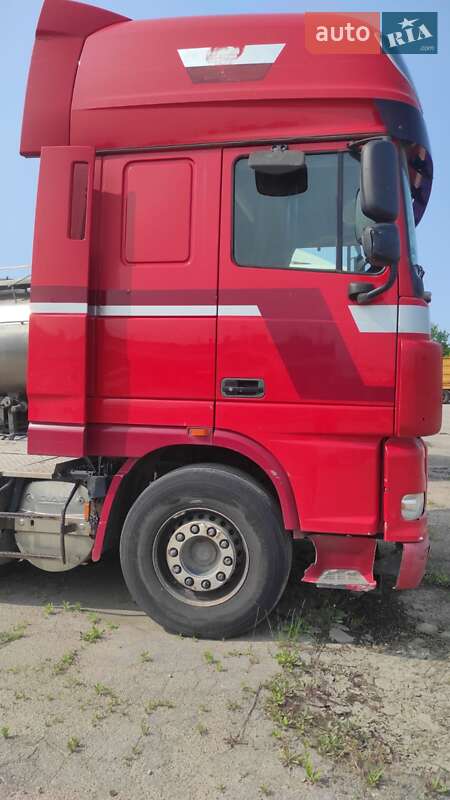 Тягач DAF XF 105 2009 в Запорожье