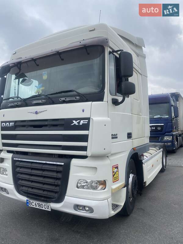 Тягач DAF XF 105 2007 в Львове