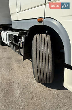 Тягач DAF XF 105 2011 в 