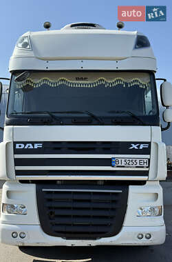 Тягач DAF XF 105 2011 в 