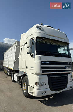 Тягач DAF XF 105 2011 в 