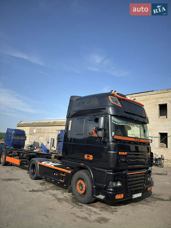 Тягач DAF XF 105 2008 в Николаеве фото 13 Тягач DAF XF 105 2008 в Николаеве