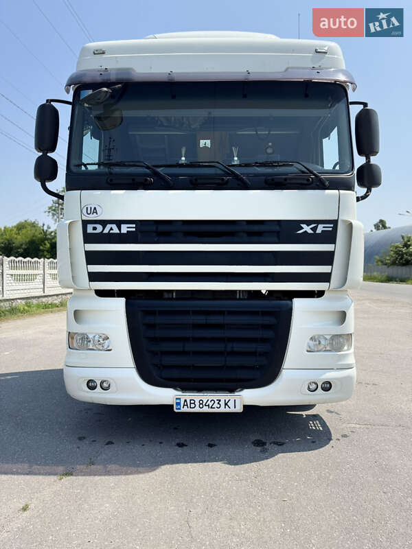 Тягач DAF XF 105 2012 в Виннице