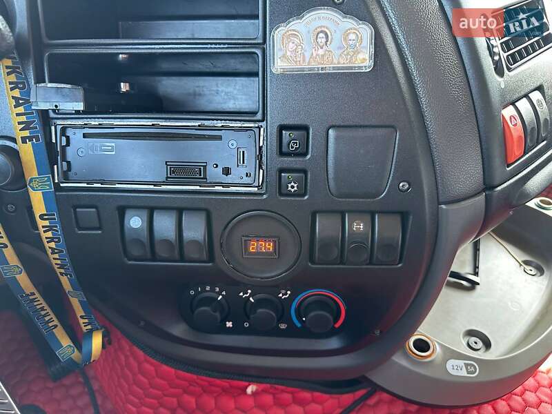 Тягач DAF XF 105 2012 в Сумах