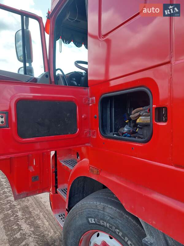Тягач DAF XF 105 2006 в Тернополе
