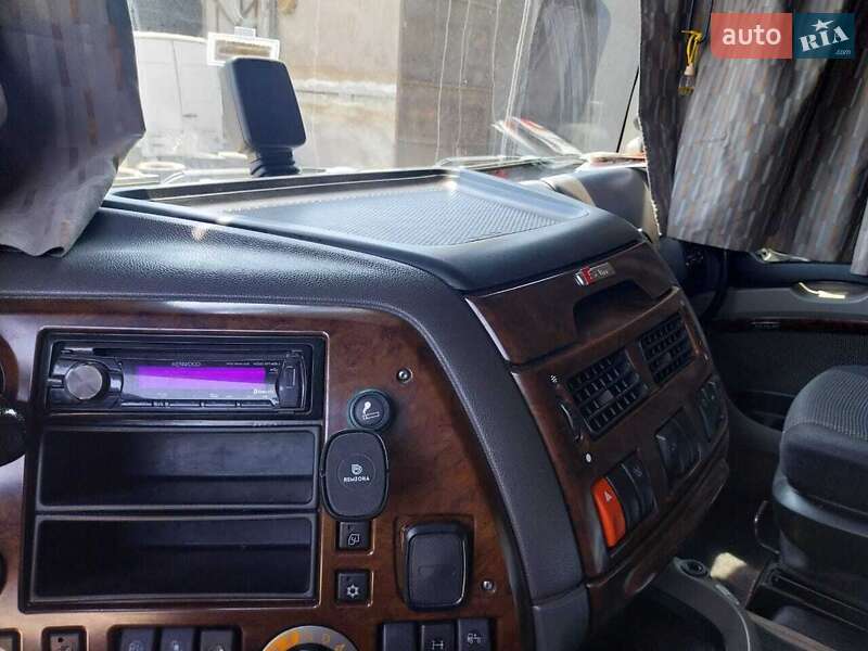Тягач DAF XF 105 2012 в Одессе