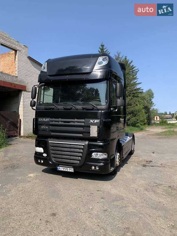 Тягач DAF XF 105 2012 в Киеве
