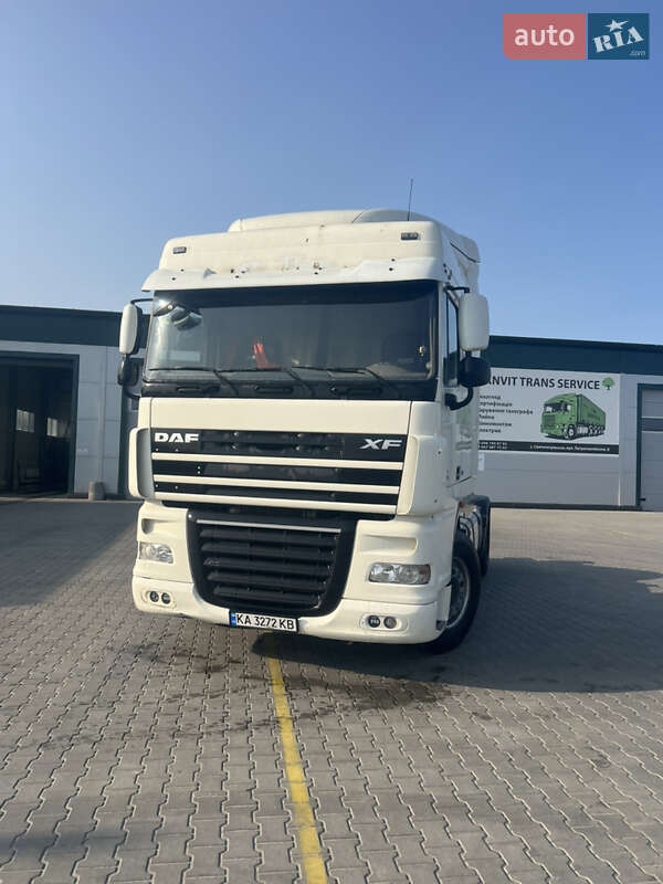 Тягач DAF XF 105 2013 в 