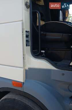 Тягач DAF XF 105 2012 в 