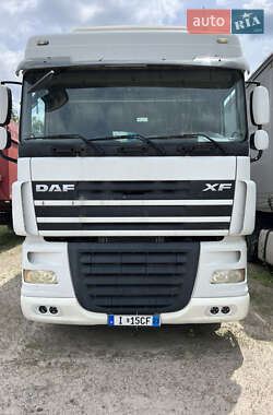 Тягач DAF XF 105 2012 в Чернигове