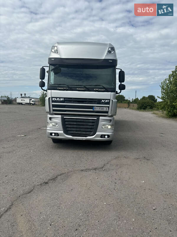 Зерновоз DAF XF 105 2008 в Хмельницком фото 2 Зерновоз DAF XF 105 2008 в Хмельницком