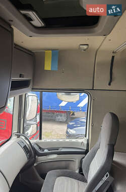 Тягач DAF XF 105 2011 в 
