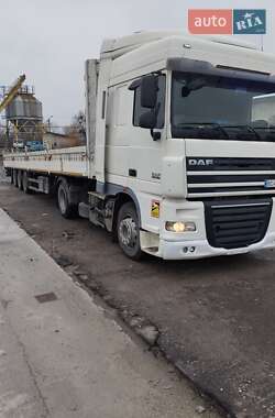 Тягач DAF XF 105 2011 в 
