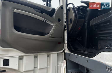 Тягач DAF XF 105 2011 в 