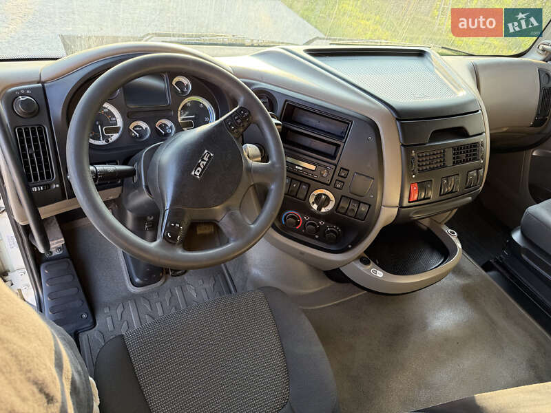 Тягач DAF XF 105 2012 в Бучачі
