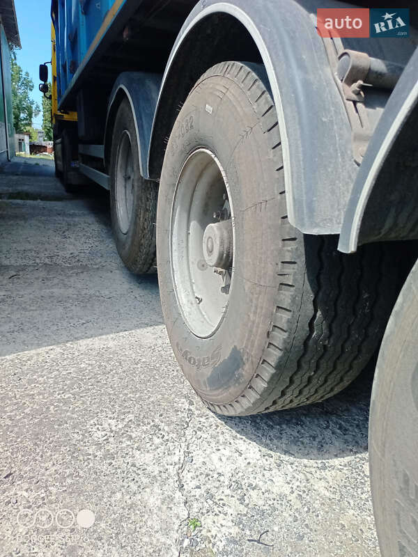 Тягач DAF XF 105 2009 в Лановцах