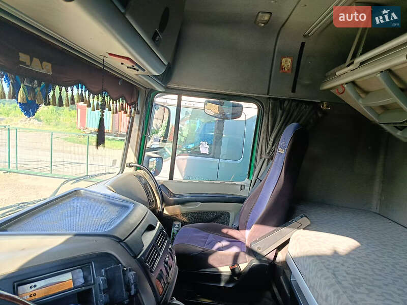 Тягач DAF XF 105 2006 в Одесі