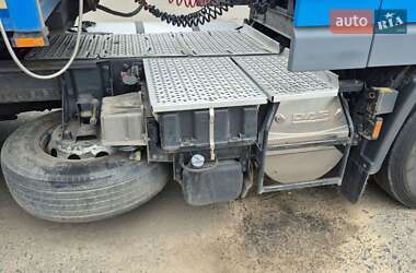Тягач DAF XF 105 2010 в 