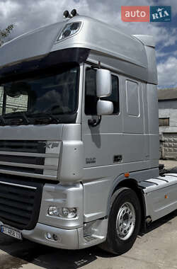 Тягач DAF XF 105 2010 в Обухове