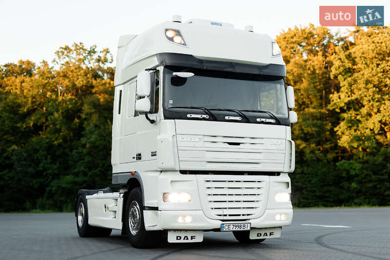 Тягач DAF XF 105 2009 в Черновцах