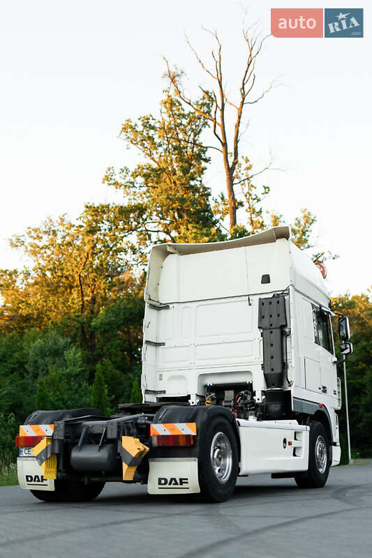 Тягач DAF XF 105 2009 в Черновцах