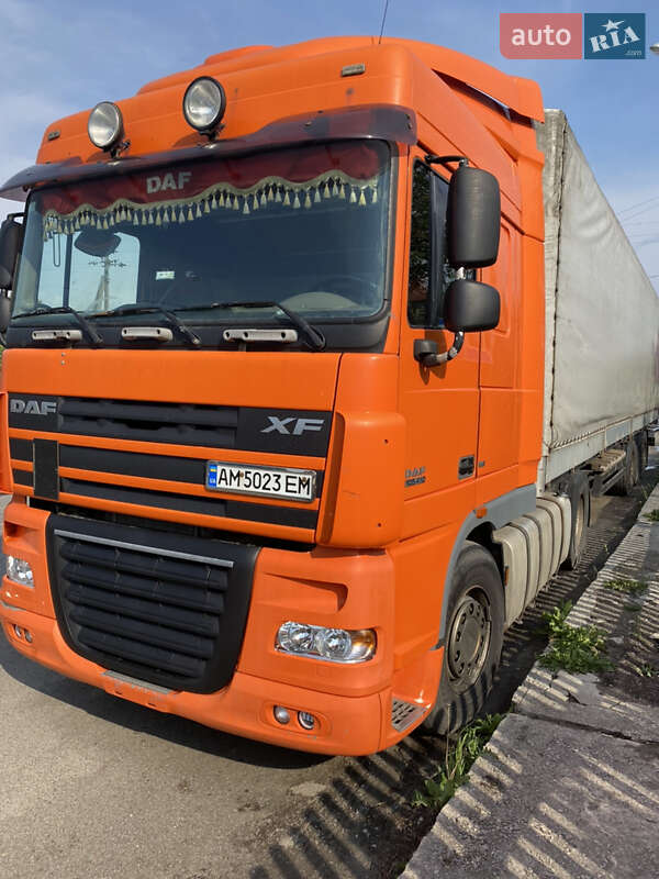 Тягач DAF XF 105 2006 в Емильчине