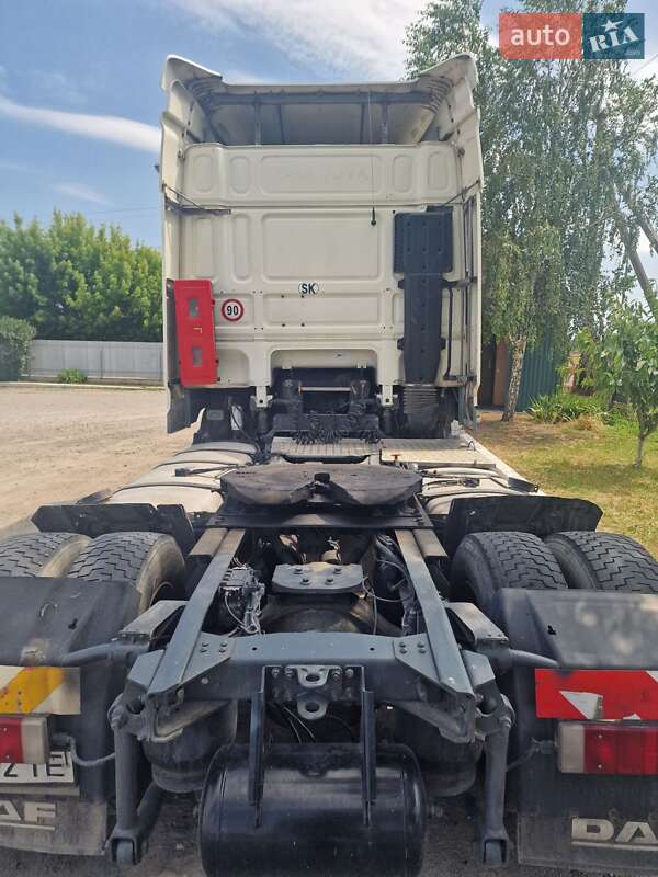 Тягач DAF XF 105 2008 в Умані
